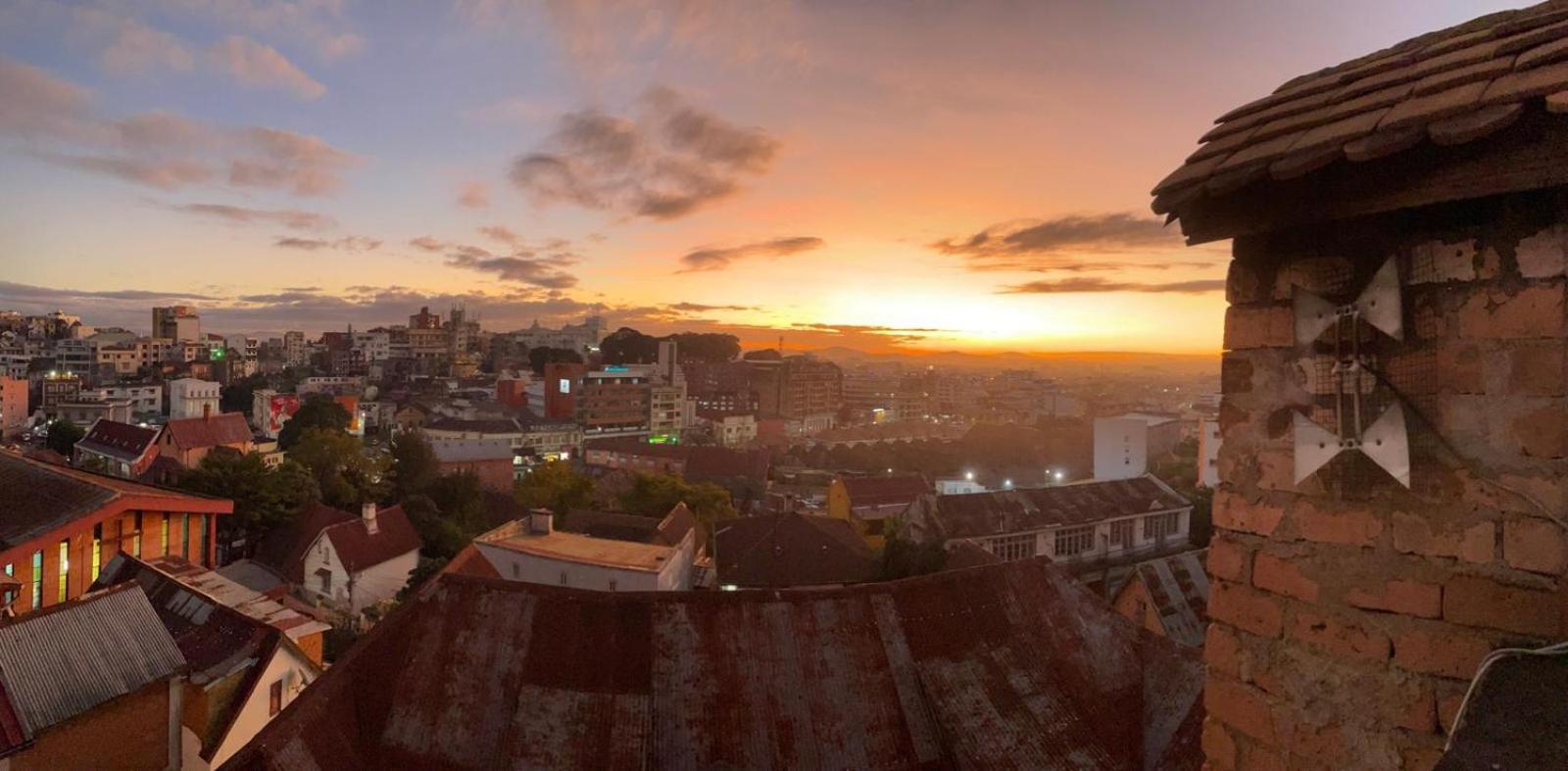 Le Karthala Chambres D'Hotes Antananarivo Exterior foto